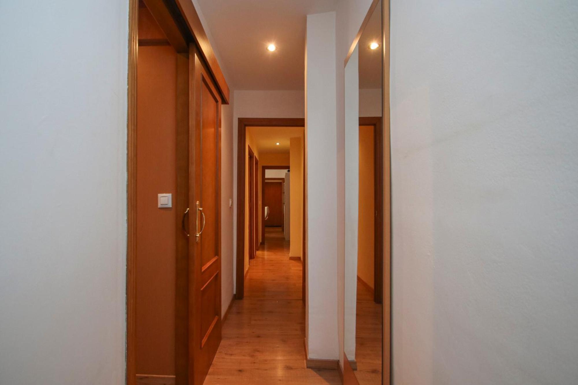 Spacious 2 Bedroom Apt In The Heart Of Triana Севилья Экстерьер фото