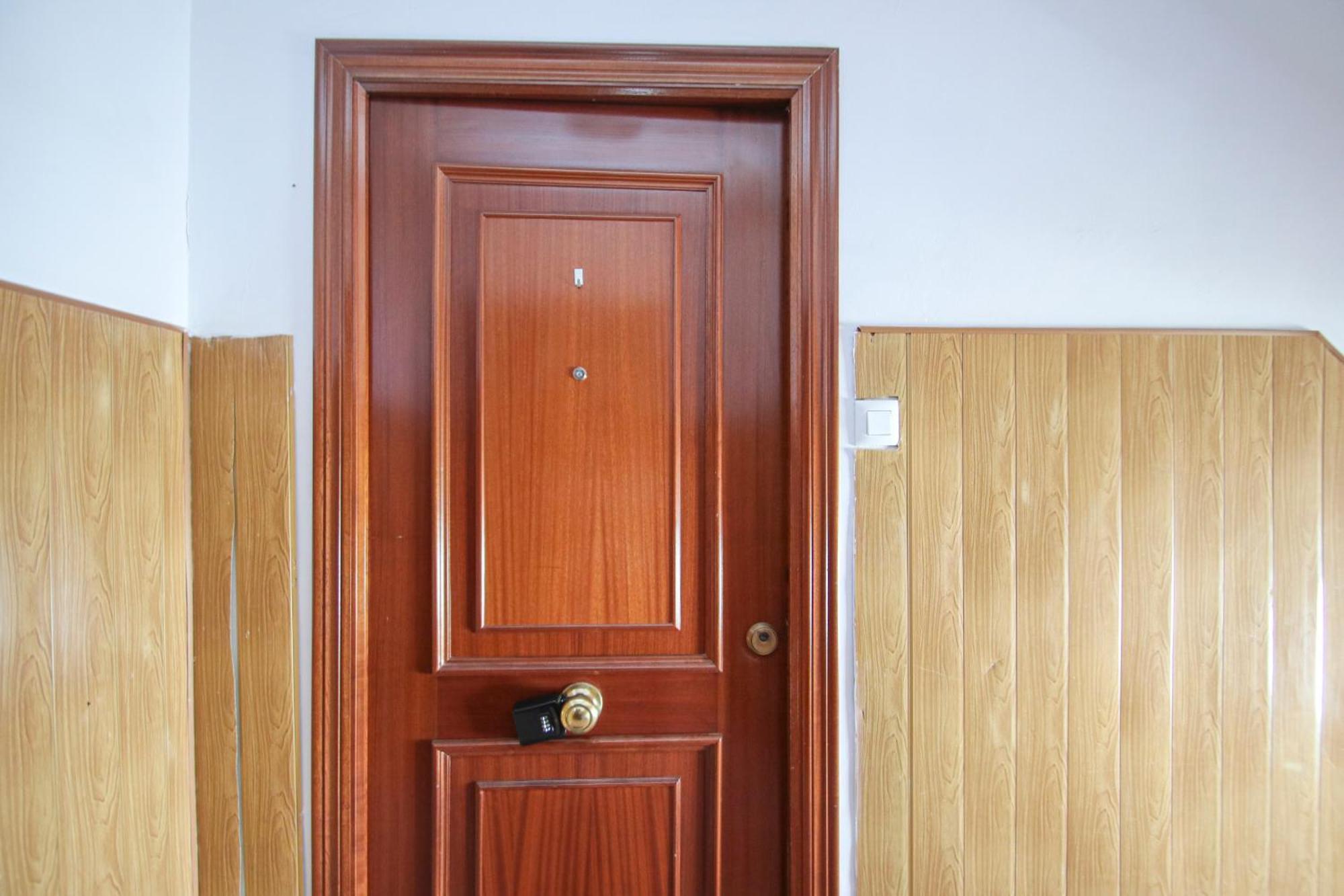 Spacious 2 Bedroom Apt In The Heart Of Triana Севилья Экстерьер фото